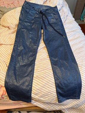 Alembika Metallic Navy Wide-Leg Women's pants.  Size 4/6 (their 0 is a 4/6)
